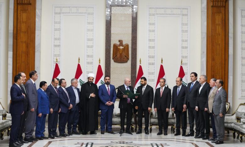 الرئيس العراقي يُكلف علي الزيدي رسمياً بتشكيل الحكومة الجديدة