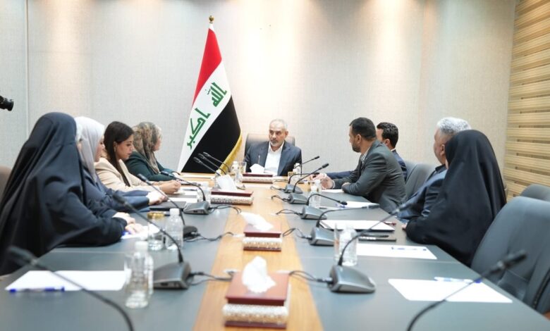 فيحان يطالب بمراجعة شاملة لتشريعات العمل والشباب لمواكبة التطورات الحديثة