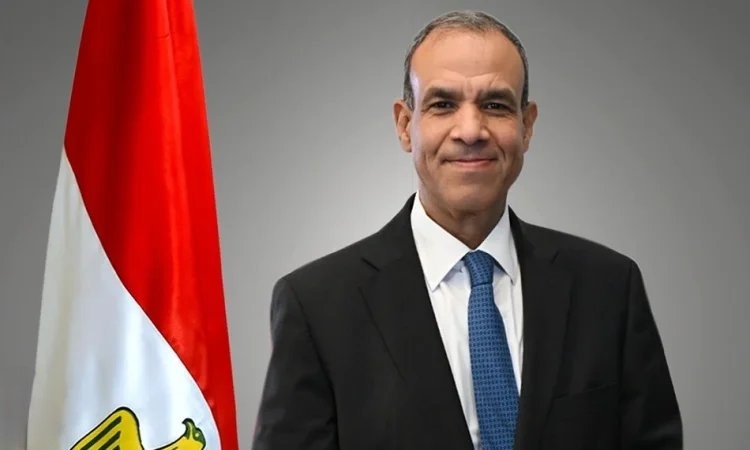 وزير الخارجية المصري يزور بغداد لتعزيز العلاقات الثنائية ومناقشة التطورات الإقليمية