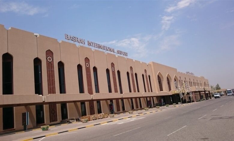 وزارة النقل تعلن وصول أول رحلة جوية لمطار البصرة الدولي بعد إعادة فتح الأجواء العراقية