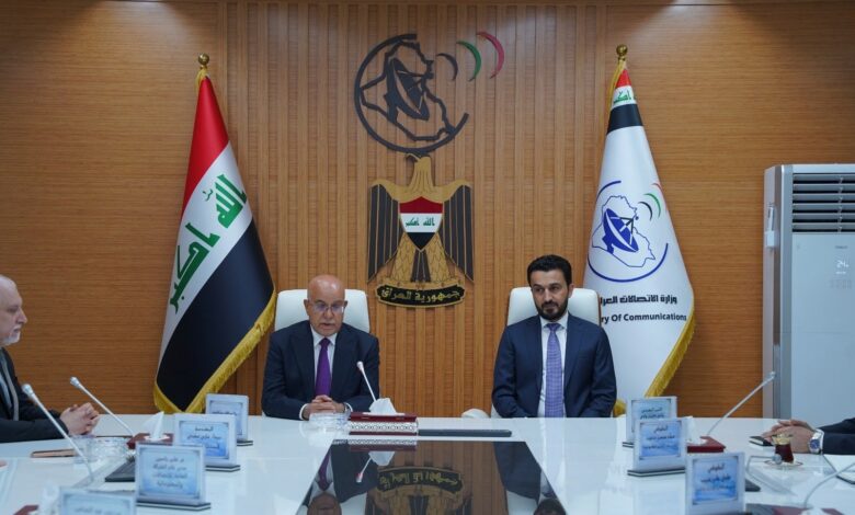 مصطفى جبار سند يتسلم مهام وزارة الاتصالات ويؤكد تطوير الخدمات التكنولوجية