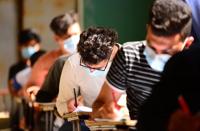 وزارة التربية تعلن انطلاق امتحانات المرحلة المتوسطة 2026 بمشاركة 900 ألف طالب