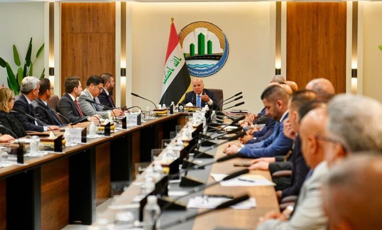فؤاد حسين يتولى وزارة الإعمار ويؤكد استمرار المشاريع الحيوية