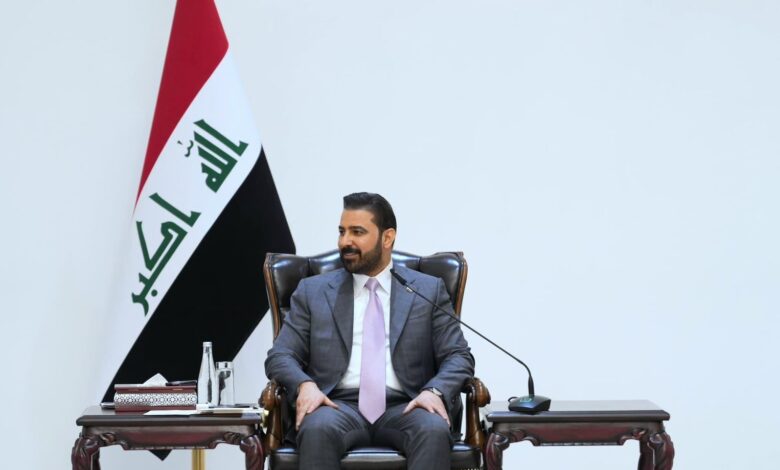 رئيس الوزراء العراقي يتلقى تهنئة رسمية من تونس بتشكيل الحكومة الجديدة