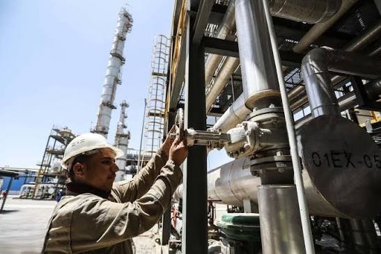 الأنبار تحيل حقل الخليصية الغازي لشركة كار وتؤكد: خطوة نحو الاكتفاء الذاتي من الغاز