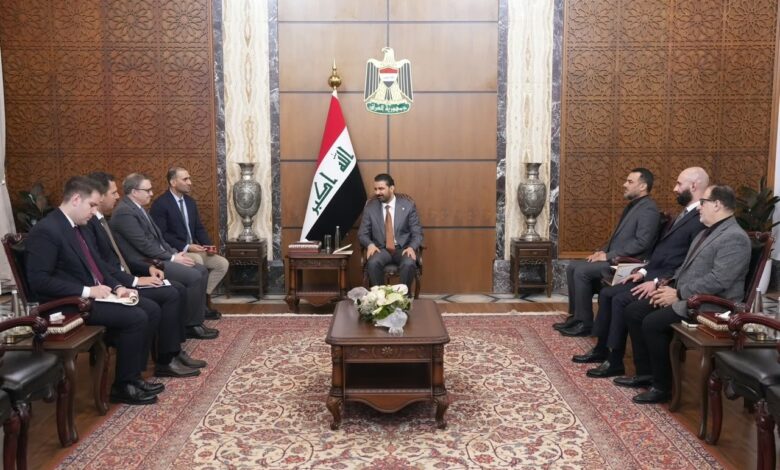الزيدي يبحث مع السفير التركي تعزيز الاستثمار والتجارة بين بغداد وأنقرة