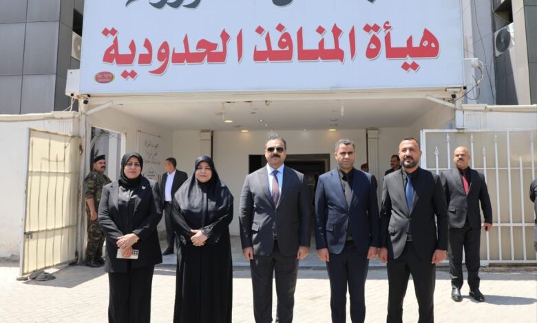 الوائلي يستقبل وفداً نيابياً ويستعرض مشاريع الحوكمة الإلكترونية في المنافذ الحدودية