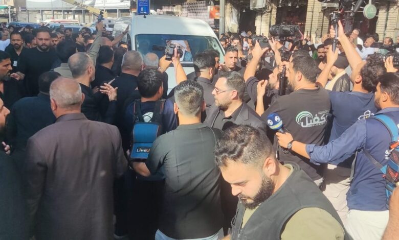 تشييع المرجع الديني الشيخ محمد إسحاق الفياض يجمع آلاف المؤمنين في كربلاء