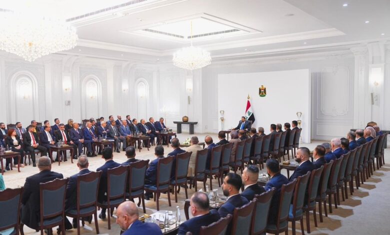 رئيس الوزراء العراقي يدعو لتعزيز الشراكة مع القطاع الخاص ومكافحة الفساد