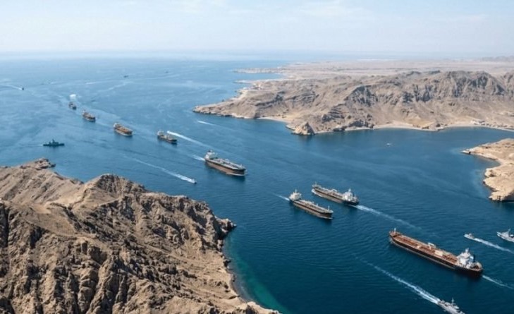 ترامب يؤكد انفتاح مضيق هرمز أمام الملاحة: طهران لا تسيطر على الممر الدولي