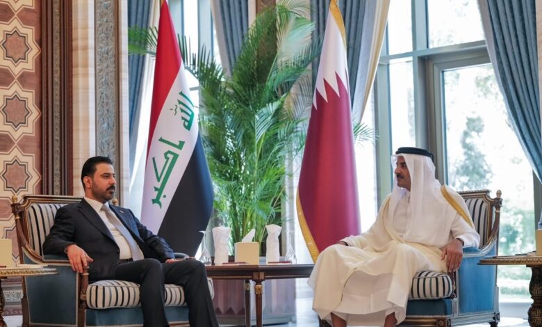 رئيس الوزراء يزور الدوحة معزياً أمير قطر في وفاة والده