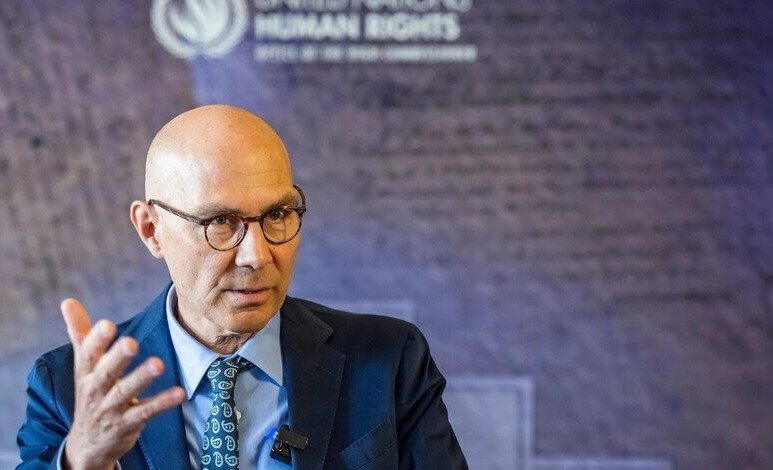 تمديد ولاية تورك مفوض حقوق الإنسان 4 سنوات بقرار أممي واسع الدعم