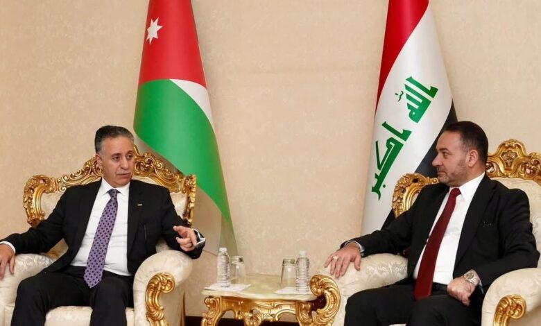 وزير التجارة العراقي ونظيره الأردني يتبادلان دعوات رسمية لتعزيز الشراكة الاقتصادية