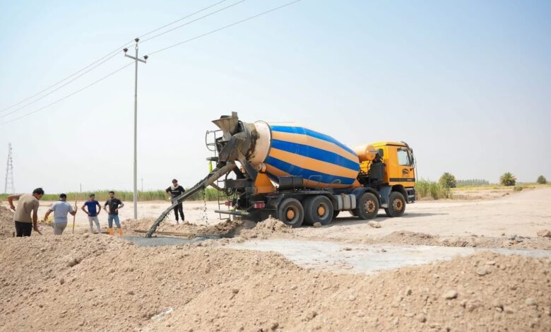 محافظ الأنبار يتفقد الطريق الخدمي للشاحنات الثقيلة قبل افتتاحه