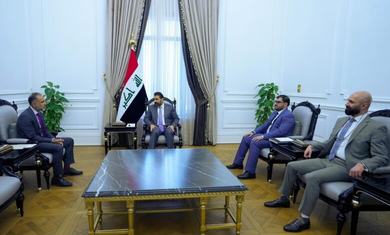 الزيدي والسفير البريطاني يبحثان تعزيز العلاقات الثنائية العراقية البريطانية