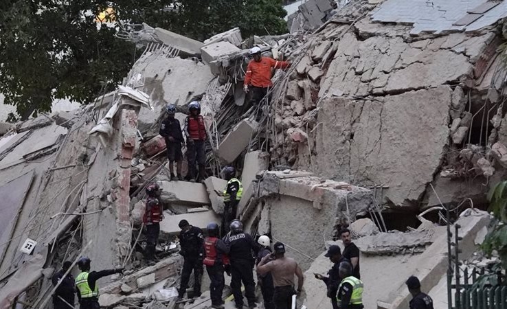 حصيلة ضحايا زلزال فنزويلا ترتفع إلى 6438 قتيلًا بعد شهرين