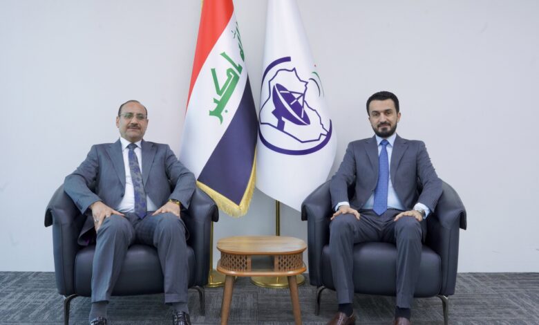 سند والعطواني يناقشان تطوير خدمات الاتصالات في بغداد