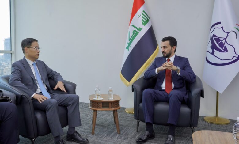 العراق يتلقى دعوة للانضمام إلى طريق الحرير الرقمي مع الصين