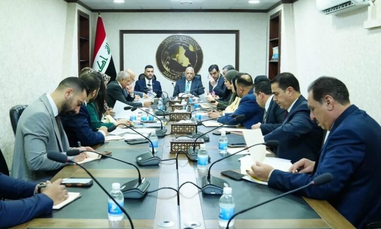 اجتماع نيابي حكومي يناقش خطط زيادة الإنتاج الكهربائي قبل صيف 2027