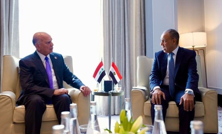 مباحثات عراقية مصرية حول أنبوب نفط جديد يربط البصرة بميناء العقبة