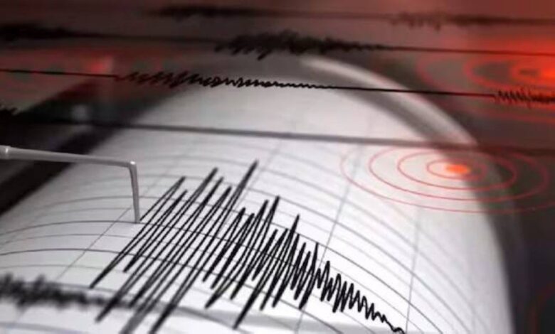 هزات أرضية قوية تهز جزيرة جاوة الإندونيسية بقوة 6.2 درجات